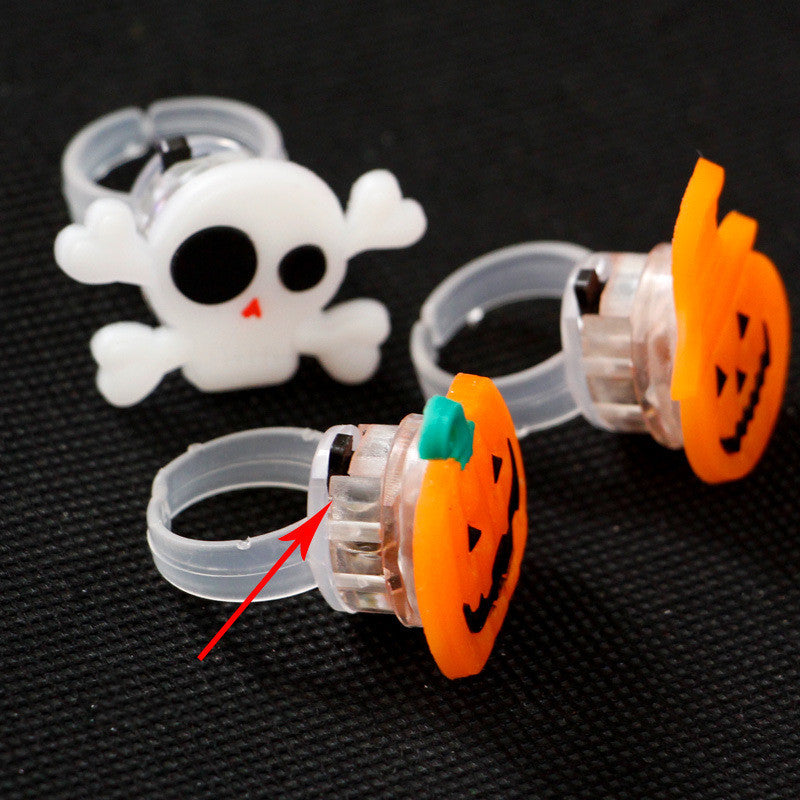 Halloween Decorations Halloween Glowing Brooch Ring, Valdore