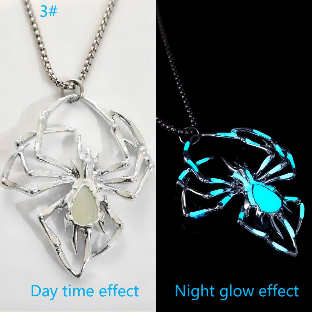 Halloween Glow in the Dark Spider Necklace, Valdore