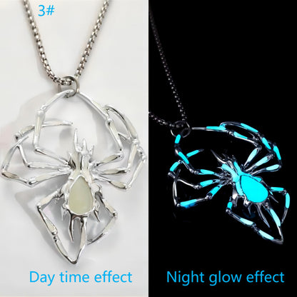 Halloween Glow in the Dark Spider Necklace, Valdore