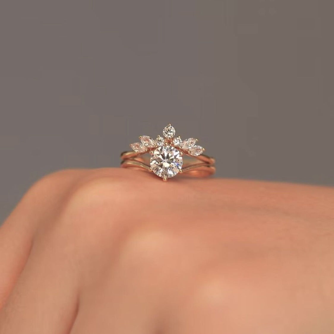 Simple Rose Gold Couple Ring Set for Women, Valdore