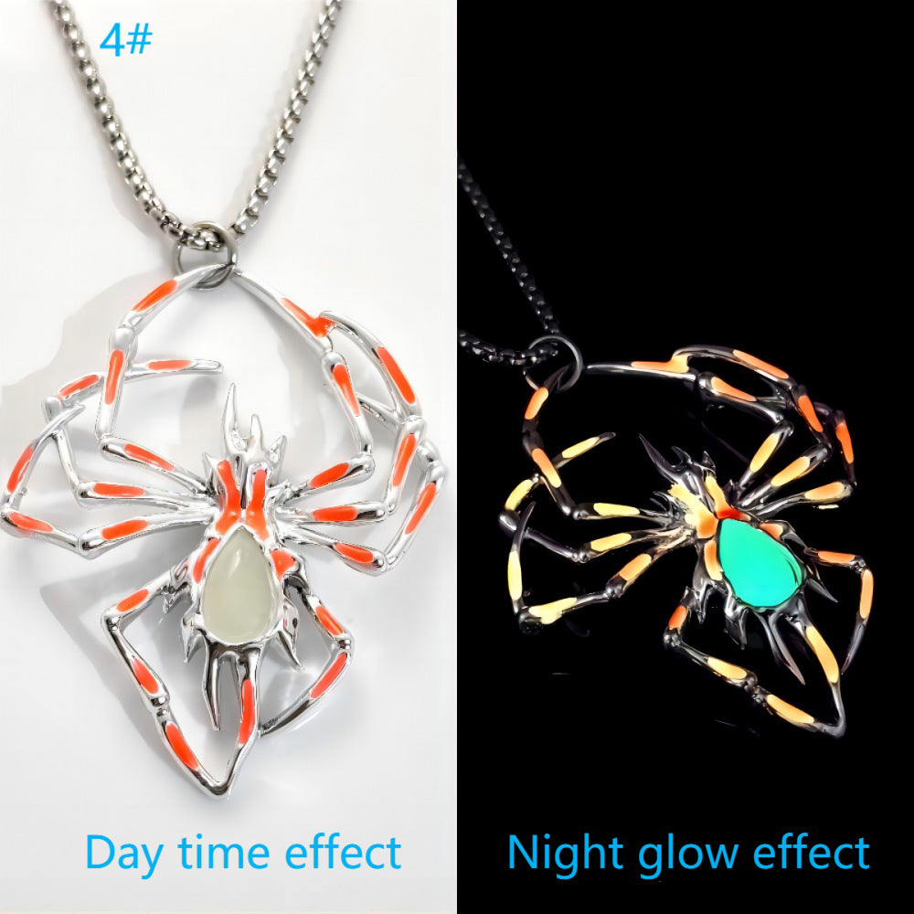 Halloween Glow in the Dark Spider Necklace, Valdore